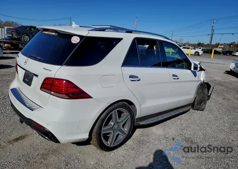 2016 Mercedes-Benz Gle 400 4Matic z USA, uszkodzony, nr VIN 4JGDA5GB1GA806366
